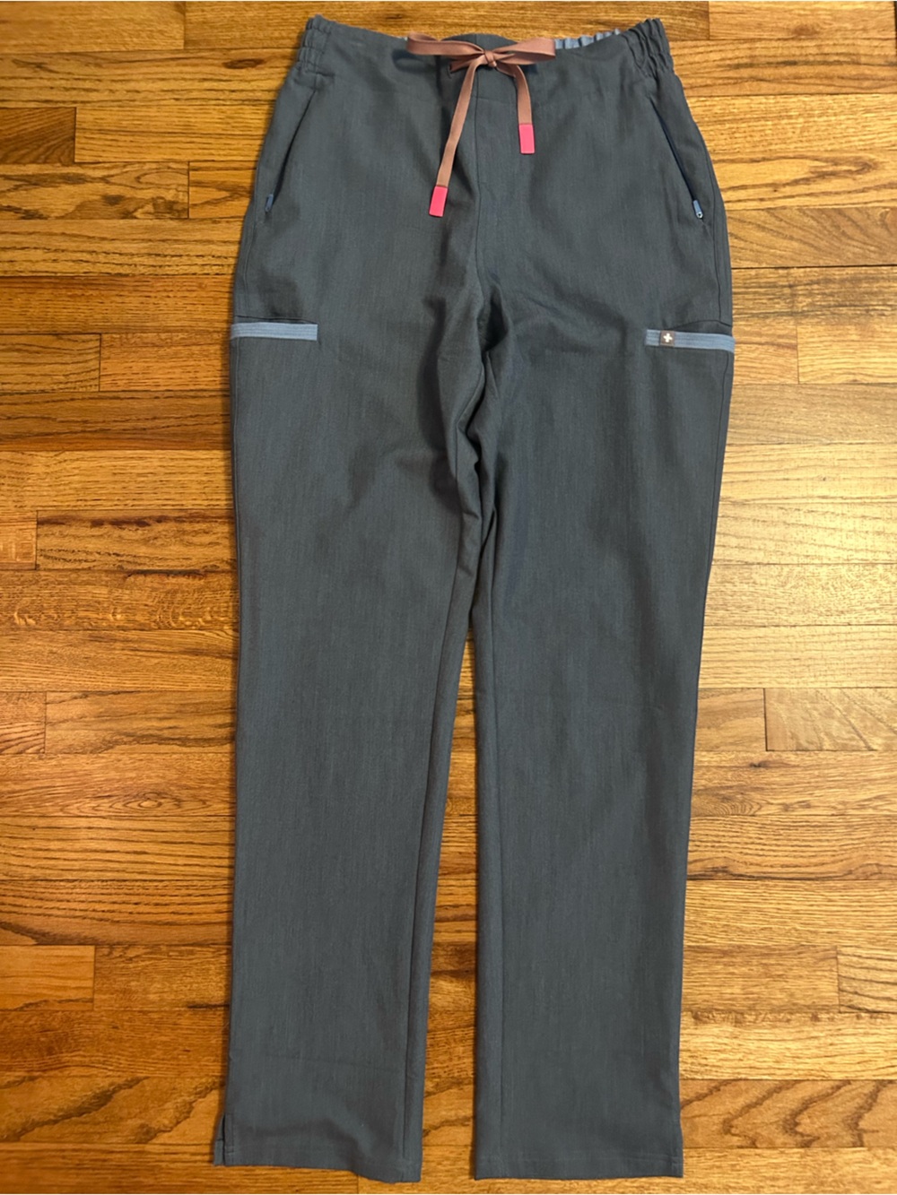 Fig’s Evans Women’s Scrub Pant - Picture 4 of 11